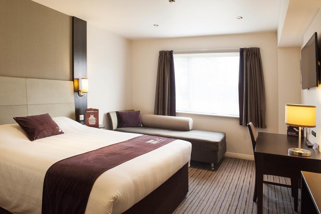 Premier Inn Stevenage Central Exteriér fotografie